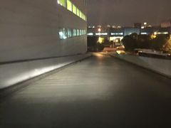 -欧尚超市苏州店停车场(金鸡湖路店)