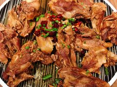 -有红鸡毛店·川菜(建设路店)