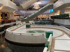 -广东大厦酒店(广州北京路步行街纪念堂地铁站店)