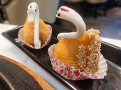 鲜果榴莲天鹅酥-陶陶居酒家(海岸城店)