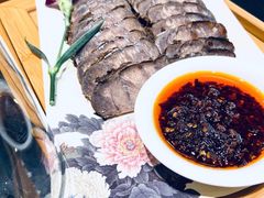 卤牛腱-茶叁酒肆·楚味江湖(菱角湖店)