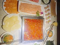-二荆条·蜀鲜汇城市森林火锅