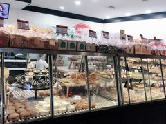 面包甜点陈列柜-山崎面包(百联世纪店)
