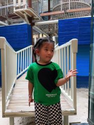 -PIPIKINGDOM皮皮王国欢乐号(欢乐海岸购物中心店)