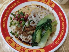 -魔都三兄弟酸辣粉·蘸卤炸串(虹桥万科店)
