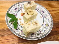 帕芙立-塔哈尔·新疆盛宴(城西银泰店)