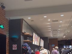 -星巴克(上海虹桥新天地二店)