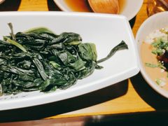 -老牌坊云南鱼豆花火锅(哈西万达店)