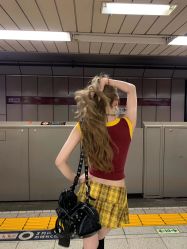 -+奈造型设计