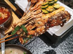 -何妹湿辣牛肉·粤式烧烤砂煲(桂雅路店)