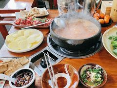 -贵厨酸汤牛肉(花果园国际中心店)