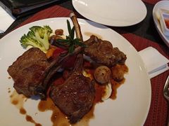 -WOLFGANG PUCK KITCHEN & BAR(迪士尼小镇店)