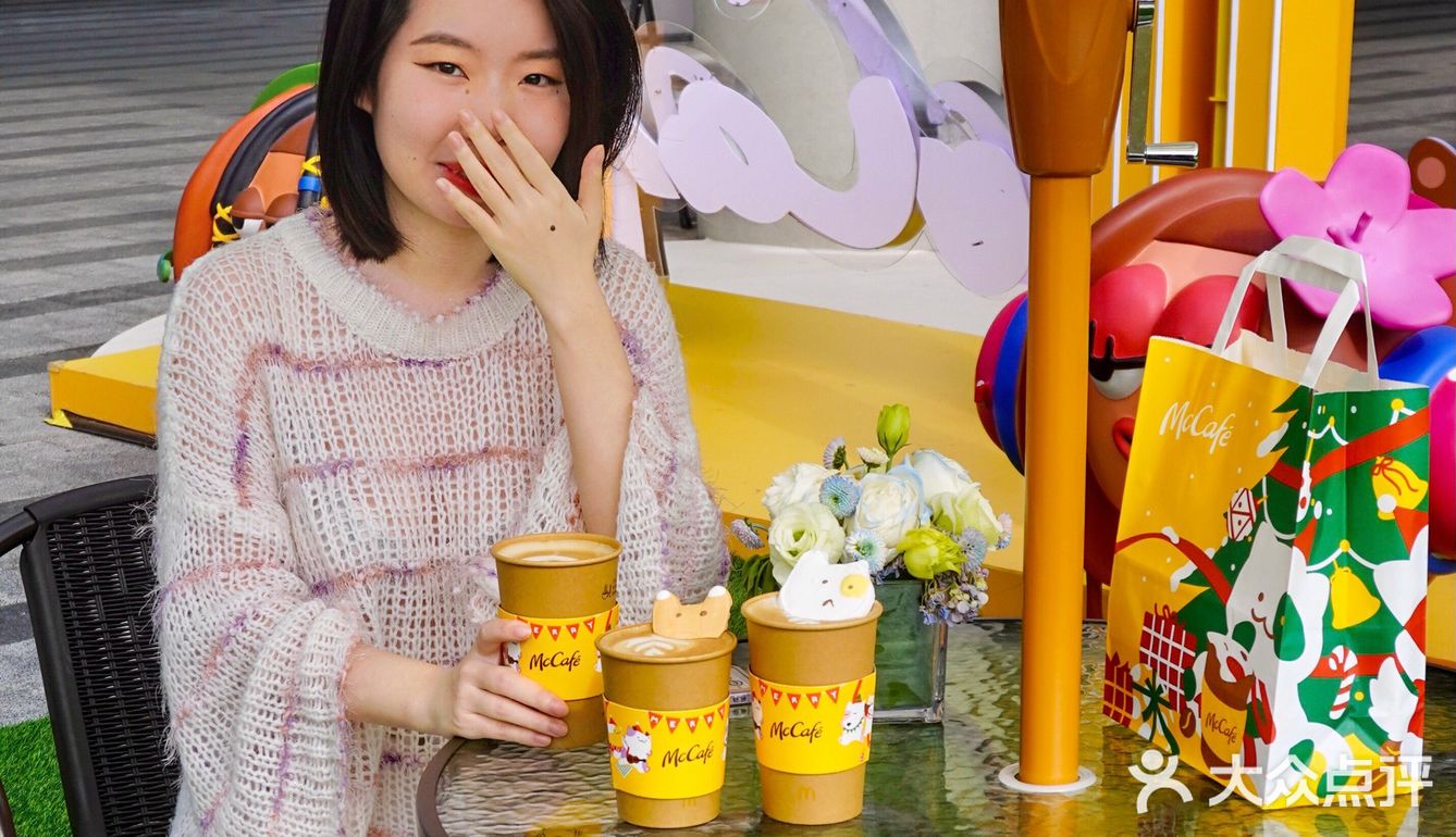 深圳shou辆麦咖啡快闪车