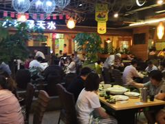 大堂-龙泉人椰子鸡.糟粕醋.海南菜(三亚旗舰店)