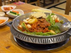 -喇喇排骨火锅·传统韩式脊骨汤(望京西园总店)