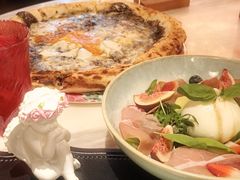 帕尔马火腿和布拉塔球-IL TEATRO 精品意大利餐厅