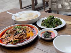 -华冠悠岚·庭院餐厅(青城后山店)