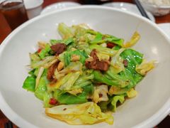 -湖南人家湘菜馆(镇江路店)