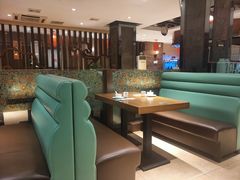 卡座-粥全粥到海鲜家常菜·海肠捞饭(嫩江路店)