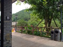 -楠柏弯休闲山庄(梨花溪店)