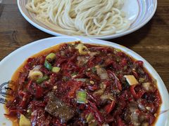 -歹歹的加个面过油肉拌面