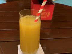 -三亚海棠湾喜来登度假酒店大堂吧