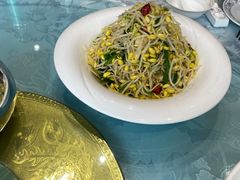 -学生路大别山酒店