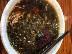 咸菜肉丝-谷沙屋面铺