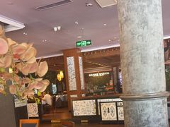 -八府香鸭·啫啫煲(华山路店)