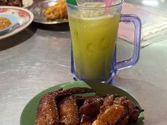-黄亚华小食店(Jalan Alor)