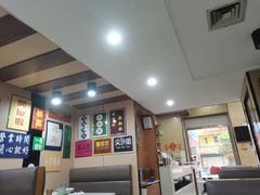 -新威港式茶餐厅(松岗天虹店)