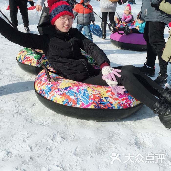 劳动公园冰雪乐园
