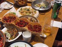 -隔壁老王·家常云南菜(花巷店)