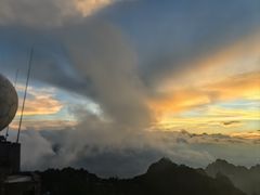 -黄山光明顶山庄