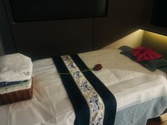 -尊江月推拿足道(周浦店)