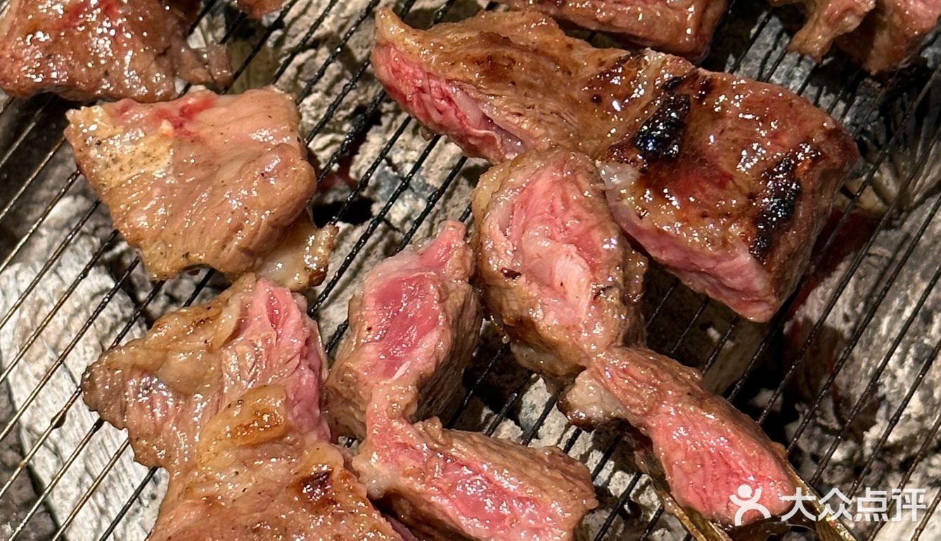 谁来解释一下杭州烤肉店的这种现象  