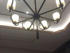 -荷塘秋月·本帮江浙菜(国权路店)