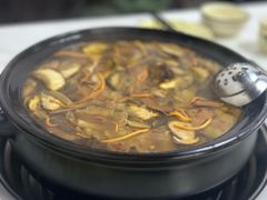 -野菌王•养生汤锅•野生菌火锅(大理漾濞路店)