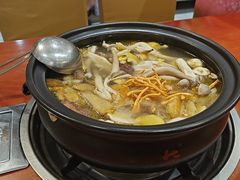 -菌之家·专业纯野生菌火锅·特色炒菌