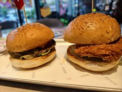 -必胜客(尹山湖歌林公园店)