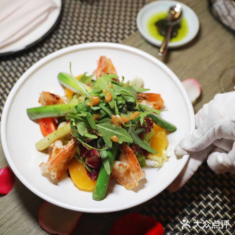 魔都探店|唯美西餐,我被圣丹尼种草啦