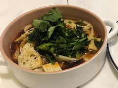 -莲香西域·正宗新疆菜(龙华店)