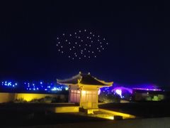 -敦煌山庄摘星阁