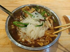 -柳州肥姨妈大骨螺蛳粉(沙河店)
