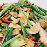 苍蝇馆子夜宵也在水平线上