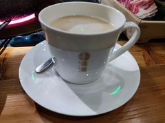 -湊湊火锅·茶憩(南京东路悦荟店)