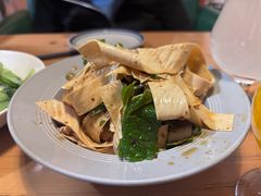 薄荷豆腐皮-蜗牛的家旅行主题云南菜餐厅.小酒馆(护国寺店)