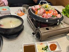 -韩香福烤肉庄园(荣成店)