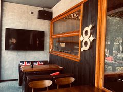 -8PINTS八品脱·日料·烧鸟·精酿小酒馆(莘庄店)