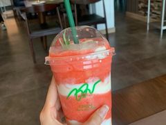 -Chom Cafe and Restaurant